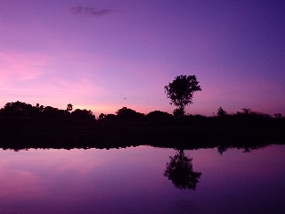 パラグアイ川の朝
