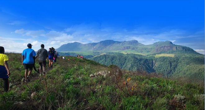 Mount Nyangani ϥ